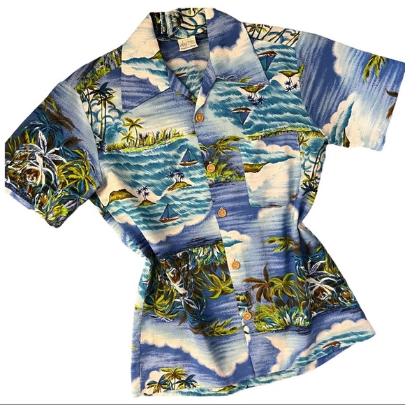 Vintage Hawaiian Button Down Shirt